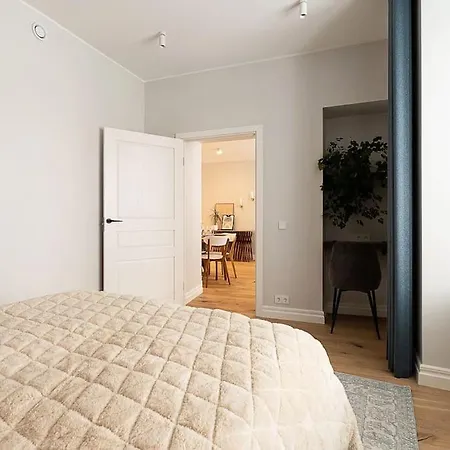 Dictumfactum Nest On Pikk Apartman Tallinn